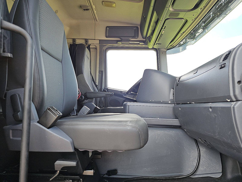 Plachtový nákladní auto Scania G320: obrázek 7