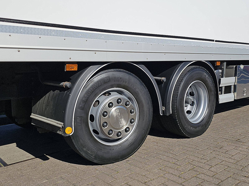 Skříňový nákladní auto Scania P360 6X2*4 MNB: obrázek 19