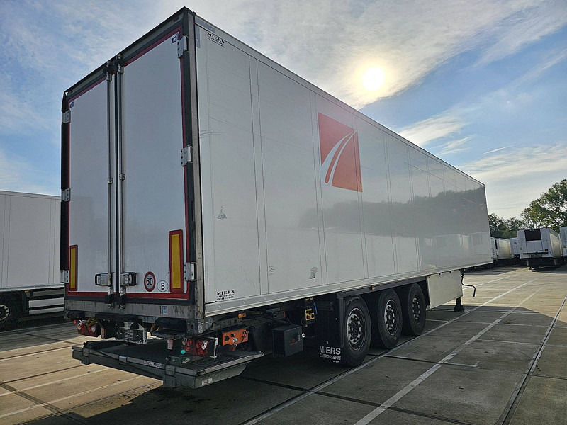 Schmitz Cargobull SCB*S3B - Chladírenský návěs: obrázek 2 Schmitz Cargobull SCB*S3B - Chladírenský návěs: obrázek 2