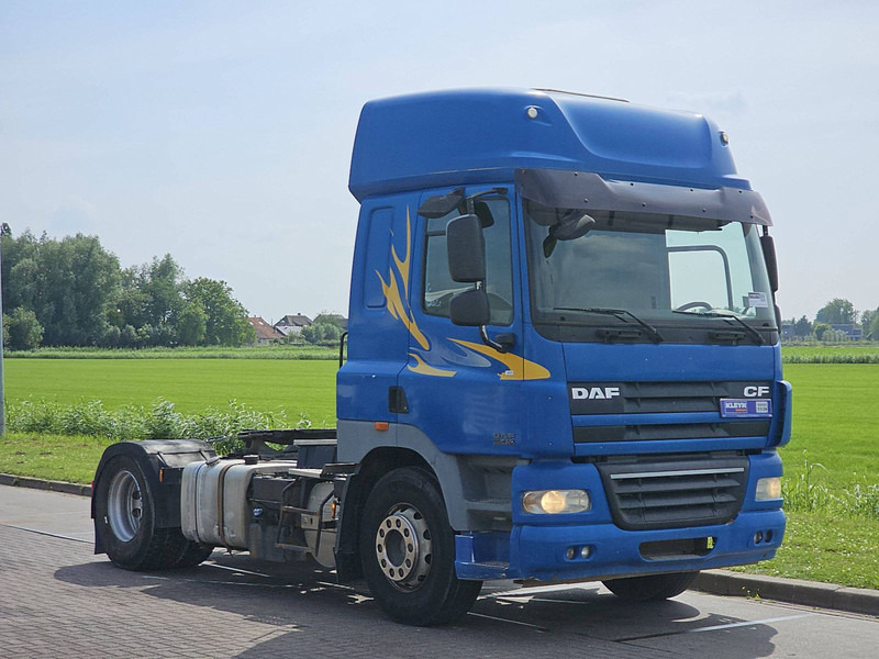 DAF CF 85.410 SPACECAB MANUAL - Tahač: obrázek 5 DAF CF 85.410 SPACECAB MANUAL - Tahač: obrázek 5