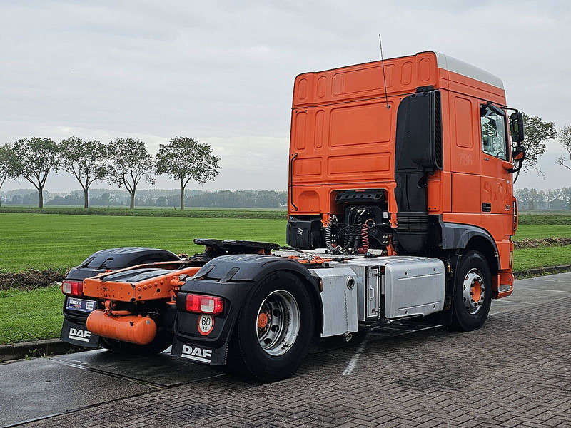 DAF XF 440 SPACECAB MANUAL - Tahač: obrázek 3 DAF XF 440 SPACECAB MANUAL - Tahač: obrázek 3