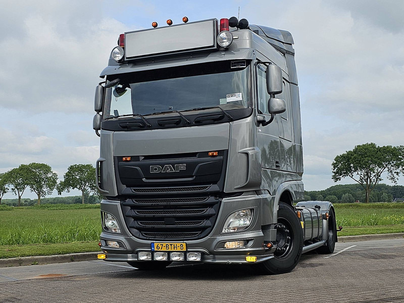 DAF XF 530 MANUAL SHOW TRUCK - Tahač: obrázek 1 DAF XF 530 MANUAL SHOW TRUCK - Tahač: obrázek 1