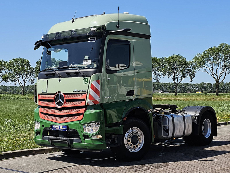 Mercedes-Benz ACTROS 1846 4X4 HAD PTO+HYDR. - Tahač: obrázek 2 Mercedes-Benz ACTROS 1846 4X4 HAD PTO+HYDR. - Tahač: obrázek 2