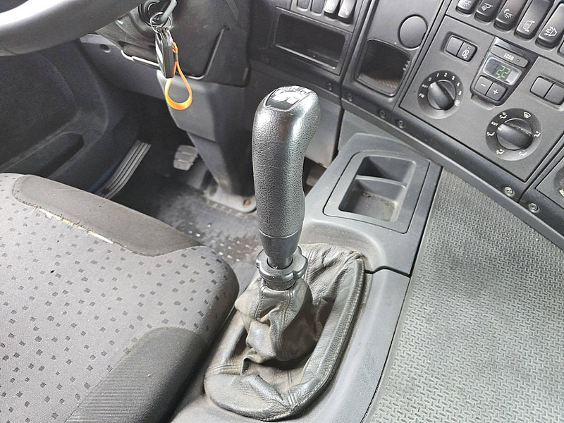 Tahač Scania P340 MANUAL AIRCO: obrázek 12