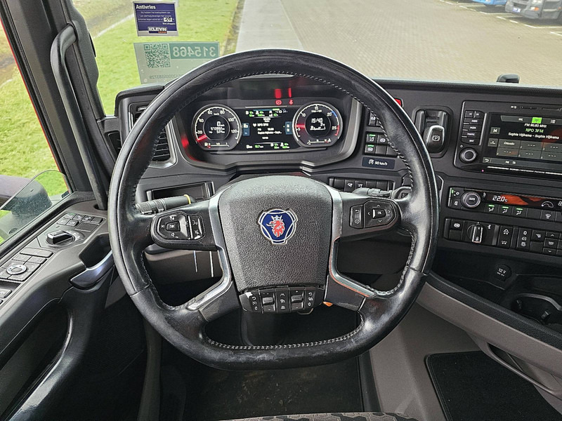 Interior photo 2: Tahač Scania R520 6X2 NB RETARDER