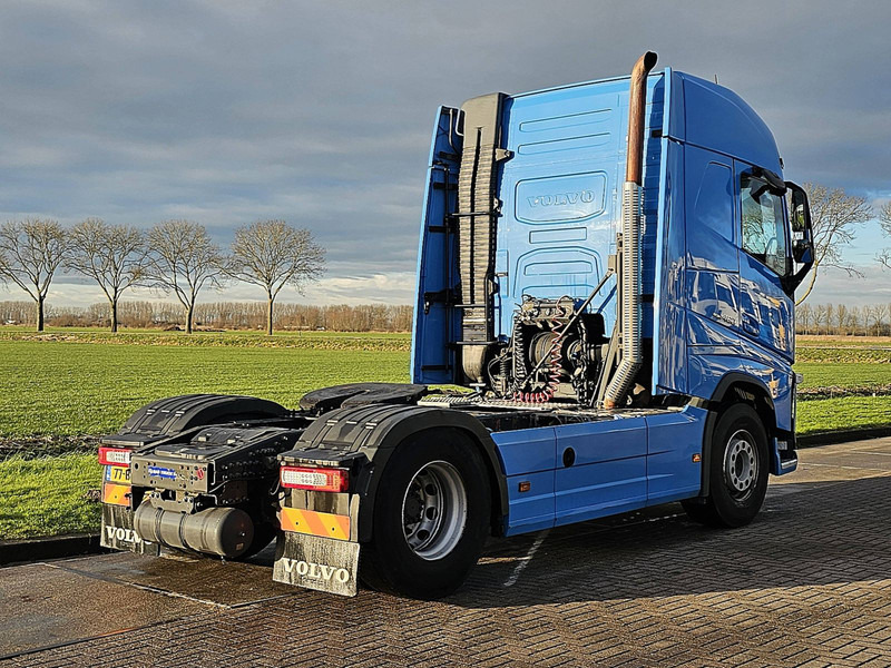 Volvo FH 460 PTO SKIRTS VEB+ - Tahač: obrázek 3 Volvo FH 460 PTO SKIRTS VEB+ - Tahač: obrázek 3