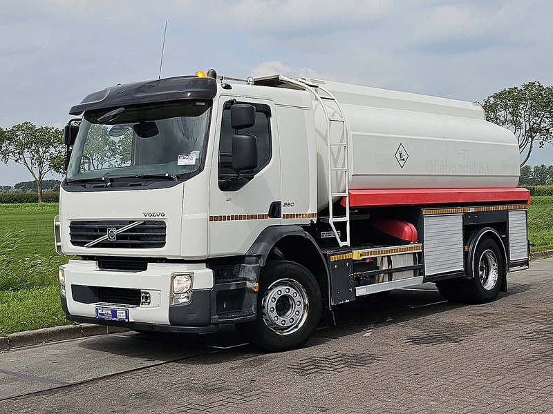 Volvo FE 260.18 - Cisternové vozidlo: obrázek 2 Volvo FE 260.18 - Cisternové vozidlo: obrázek 2