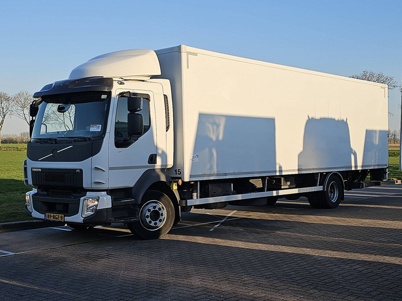 Volvo FL 250.12 - Skříňový nákladní auto: obrázek 2 Volvo FL 250.12 - Skříňový nákladní auto: obrázek 2