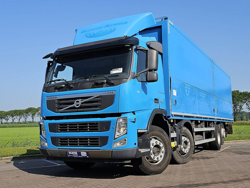 Volvo FM 11.330 8X2 BÄR 2000KG LIFT - Skříňový nákladní auto: obrázek 1 Volvo FM 11.330 8X2 BÄR 2000KG LIFT - Skříňový nákladní auto: obrázek 1