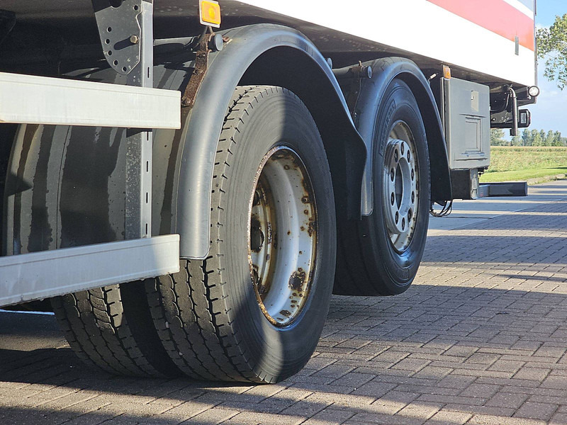 Chladírenský nákladní automobil Volvo FM 330 6X2 FRIGOBL. LIFT: obrázek 14 Chladírenský nákladní automobil Volvo FM 330 6X2 FRIGOBL. LIFT: obrázek 14