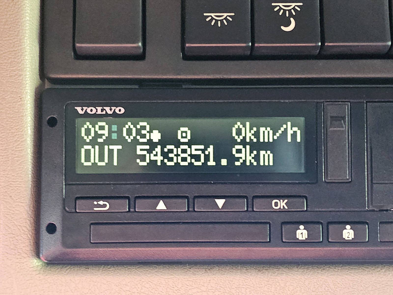 Chladírenský nákladní automobil Volvo FM 330 6X2 FRIGOBL. LIFT: obrázek 9 Chladírenský nákladní automobil Volvo FM 330 6X2 FRIGOBL. LIFT: obrázek 9