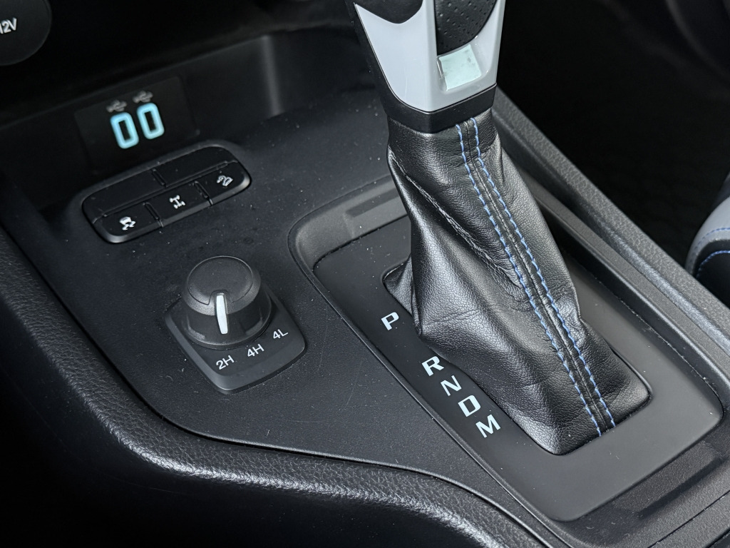 Ford Ranger 2.0L Ecoblue Raptor DoKa 4x4 Standheizung - SUV: obrázek 2 Ford Ranger 2.0L Ecoblue Raptor DoKa 4x4 Standheizung - SUV: obrázek 2