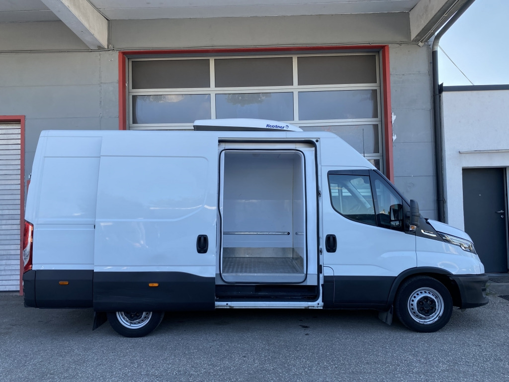 Iveco Daily 35S14 Hi-Matic Klimaautom. Kerstner 206 RA - Chladící dodávka: obrázek 4 Iveco Daily 35S14 Hi-Matic Klimaautom. Kerstner 206 RA - Chladící dodávka: obrázek 4