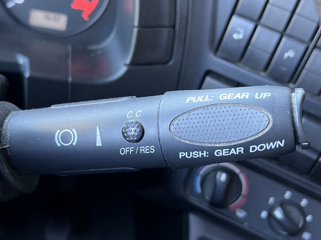 Iveco Stralis AD190S31 Klima ACC Carrier Supra 1050 - Chladírenský nákladní automobil: obrázek 4 Iveco Stralis AD190S31 Klima ACC Carrier Supra 1050 - Chladírenský nákladní automobil: obrázek 4