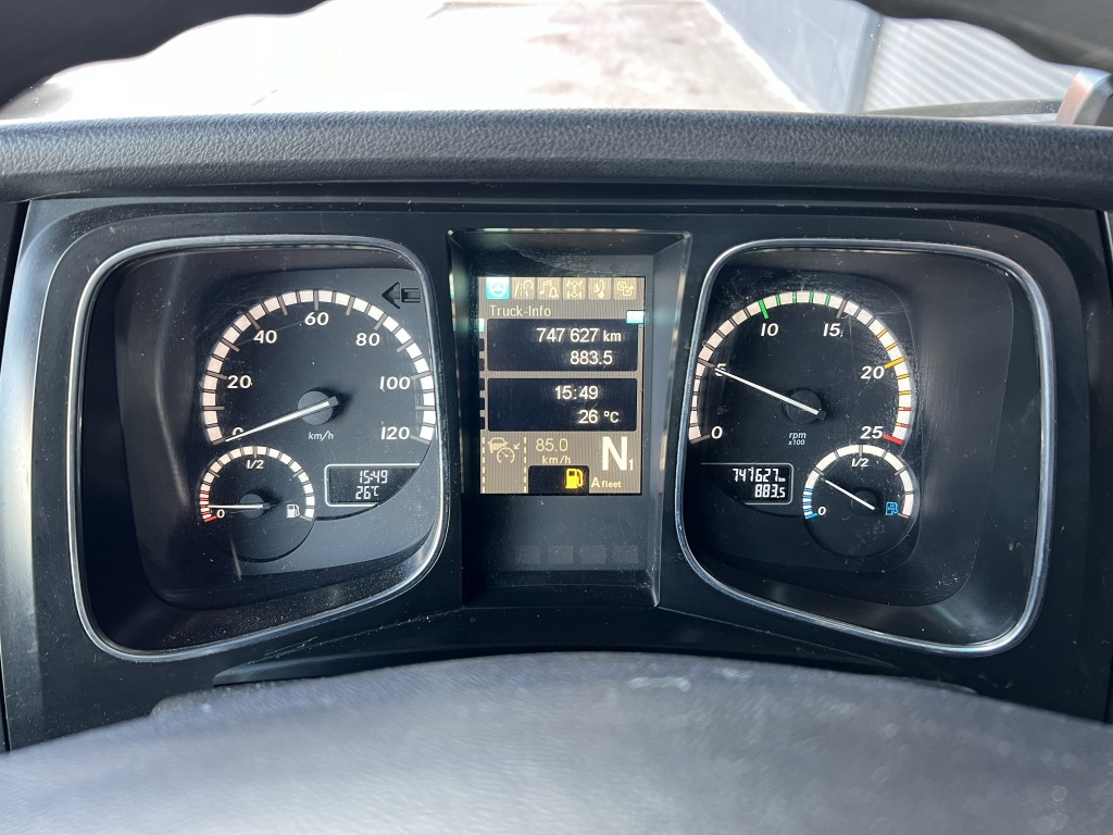 Mercedes-Benz Actros 1840 MEGA Jumbo Klima Reatarder ACC-Tempo - Plachtový nákladní auto: obrázek 4 Mercedes-Benz Actros 1840 MEGA Jumbo Klima Reatarder ACC-Tempo - Plachtový nákladní auto: obrázek 4