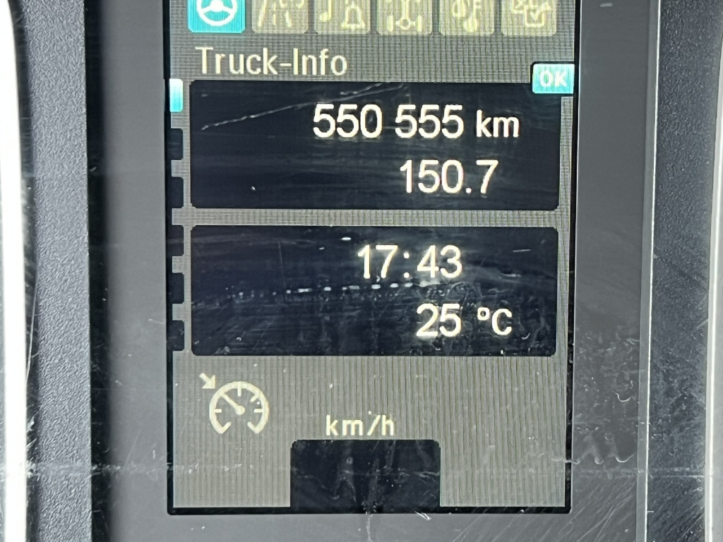 Mercedes-Benz Atego 818 Klima AHK 6,05m Koffer LBW Tempomat - Dodávka skřín: obrázek 4 Mercedes-Benz Atego 818 Klima AHK 6,05m Koffer LBW Tempomat - Dodávka skřín: obrázek 4