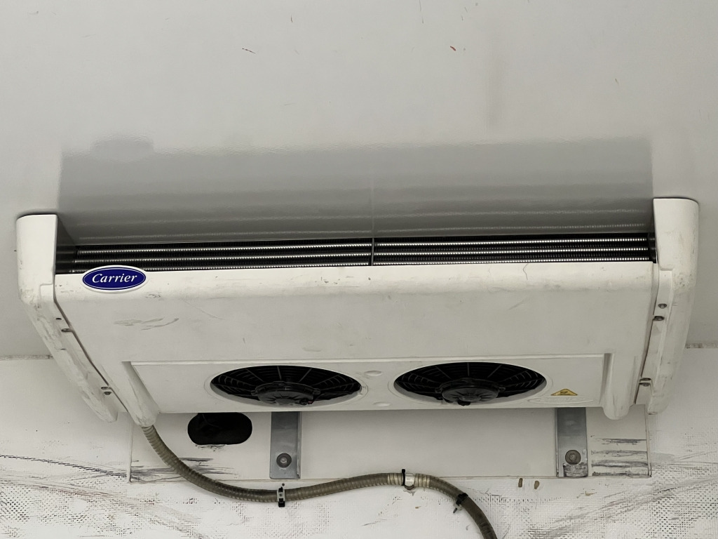 Mercedes-Benz Sprinter 316 CDI 4x4 3,4m CarrierViento Tiefkühl - Chladící dodávka: obrázek 4 Mercedes-Benz Sprinter 316 CDI 4x4 3,4m CarrierViento Tiefkühl - Chladící dodávka: obrázek 4