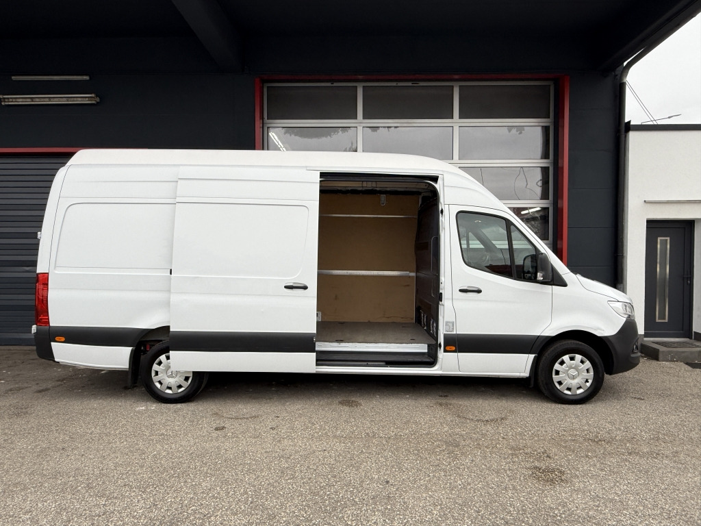 Mercedes-Benz Sprinter 317 CDI MAXI + Superhoch H3 Klima MBUX - Furgon: obrázek 4 Mercedes-Benz Sprinter 317 CDI MAXI + Superhoch H3 Klima MBUX - Furgon: obrázek 4
