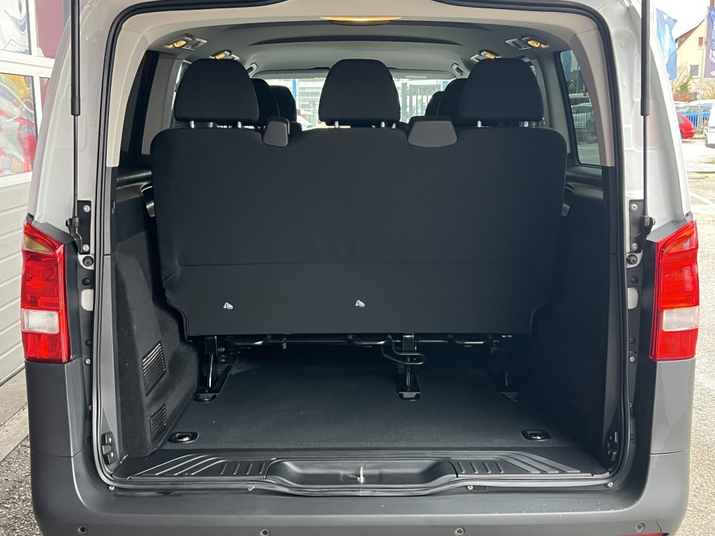 Mercedes-Benz Vito 114 CDI Tourer Pro lang Klima NAVI 9-Sitzer - Kombi: obrázek 2 Mercedes-Benz Vito 114 CDI Tourer Pro lang Klima NAVI 9-Sitzer - Kombi: obrázek 2