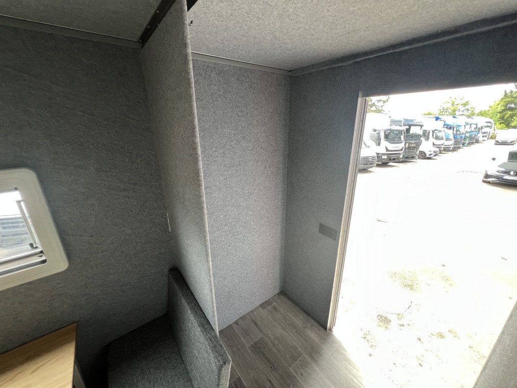 Iveco Daily 35S14 Klima Orig.127'km Küche Doppelbett - Obytný vůz: obrázek 2 Iveco Daily 35S14 Klima Orig.127'km Küche Doppelbett - Obytný vůz: obrázek 2
