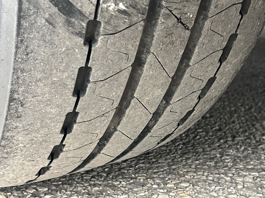 Daf XF 440 Euro6 Klimaanlage Motorbremse+ 2x Bett - Tahač: obrázek 5 Daf XF 440 Euro6 Klimaanlage Motorbremse+ 2x Bett - Tahač: obrázek 5