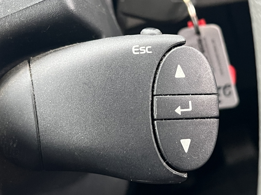 Volvo FL 260 7,2m LBW Klima Tempomat AHK Orig. 125'km - Plachtový nákladní auto: obrázek 4 Volvo FL 260 7,2m LBW Klima Tempomat AHK Orig. 125'km - Plachtový nákladní auto: obrázek 4