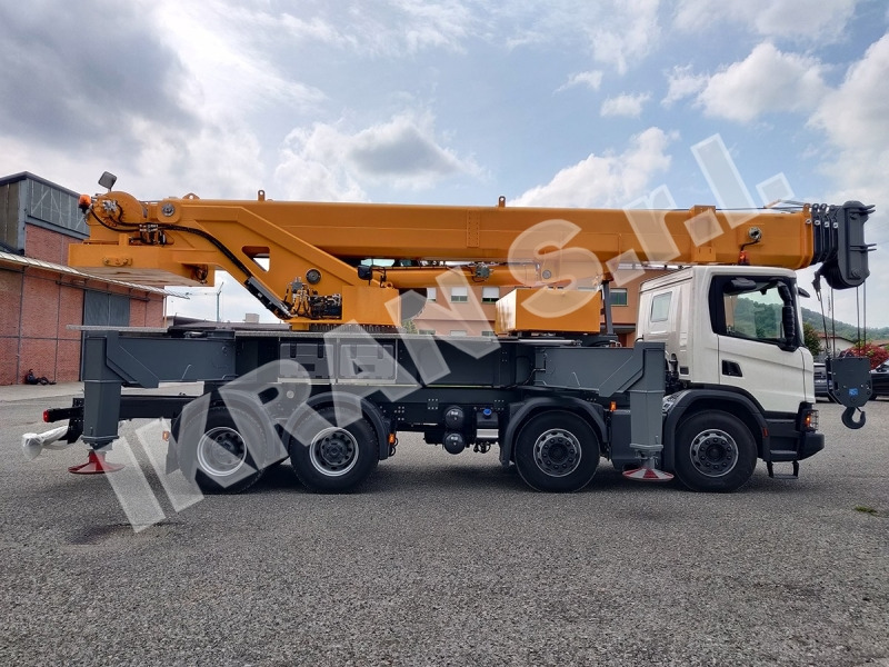 Locatelli TCL 55.50 - Autojeřáb: obrázek 2 Locatelli TCL 55.50 - Autojeřáb: obrázek 2