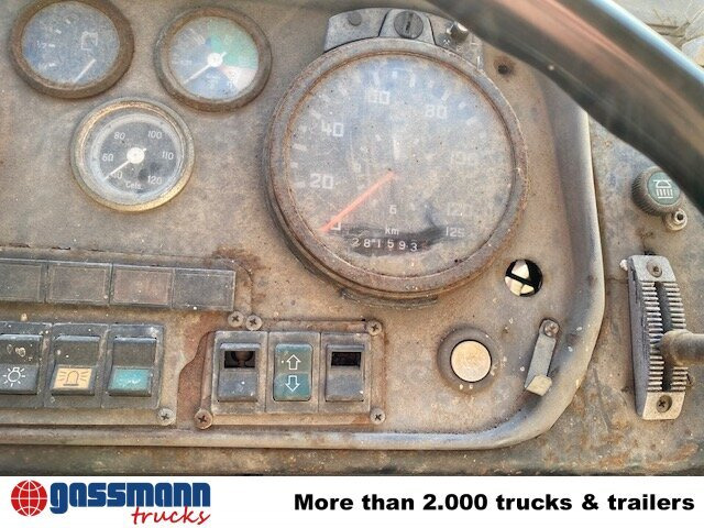 HENSCHEL F 161 AK 4x4 mit Kran Atlas AK 5007 - Nákladní automobil valníkový/ Plošinový, Auto s hydraulickou rukou: obrázek 3 HENSCHEL F 161 AK 4x4 mit Kran Atlas AK 5007 - Nákladní automobil valníkový/ Plošinový, Auto s hydraulickou rukou: obrázek 3