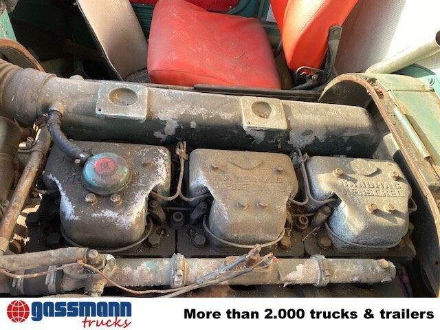 HENSCHEL F 161 AK 4x4 mit Kran Atlas AK 5007 - Nákladní automobil valníkový/ Plošinový, Auto s hydraulickou rukou: obrázek 4 HENSCHEL F 161 AK 4x4 mit Kran Atlas AK 5007 - Nákladní automobil valníkový/ Plošinový, Auto s hydraulickou rukou: obrázek 4