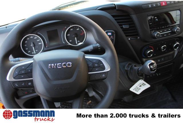 Iveco Daily 70C18H 4x2 mit Kran HMF 340-K3, Funk - Sklápěč, Auto s hydraulickou rukou: obrázek 2 Iveco Daily 70C18H 4x2 mit Kran HMF 340-K3, Funk - Sklápěč, Auto s hydraulickou rukou: obrázek 2