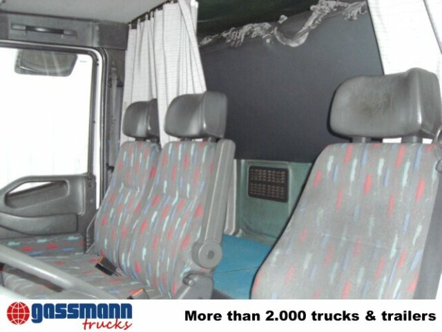 Iveco EuroCargo 120E24 4x2 - Plachtový nákladní auto: obrázek 4 Iveco EuroCargo 120E24 4x2 - Plachtový nákladní auto: obrázek 4