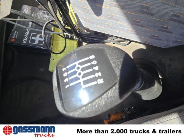 MAN F10 26.272 6x6, F90 - Podvozek s kabinou: obrázek 3 MAN F10 26.272 6x6, F90 - Podvozek s kabinou: obrázek 3