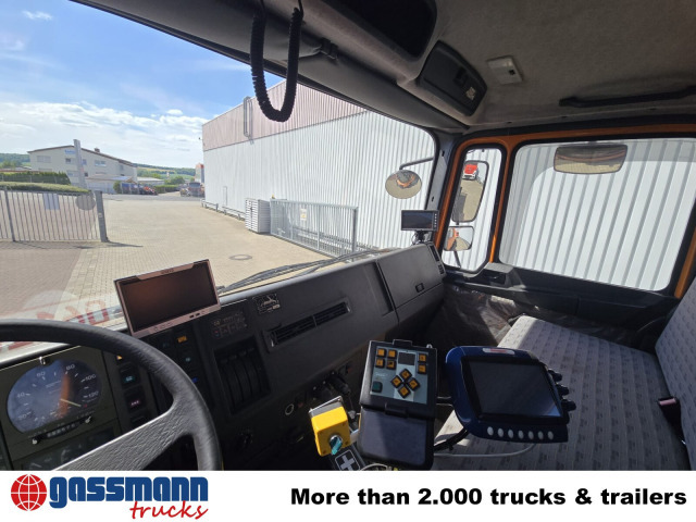 MAN F10 26.272 6x6, F90 - Podvozek s kabinou: obrázek 4 MAN F10 26.272 6x6, F90 - Podvozek s kabinou: obrázek 4