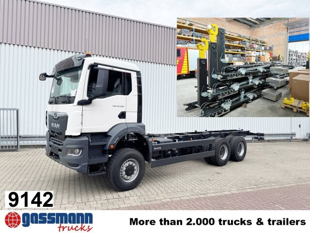 MAN TGS 33.480 6x6 BB CH, Hohe Bauart, Nebenantrieb - Hákový nosič kontejnerů: obrázek 1 MAN TGS 33.480 6x6 BB CH, Hohe Bauart, Nebenantrieb - Hákový nosič kontejnerů: obrázek 1