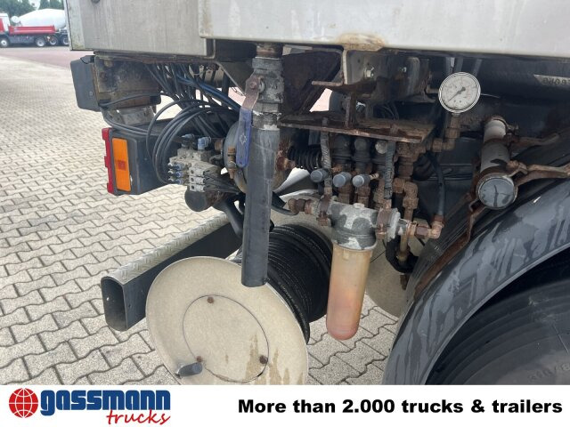 Mercedes-Benz Actros 2541 L 6x2, Lenkachse, Küller Saug- und - Zametací vůz: obrázek 4 Mercedes-Benz Actros 2541 L 6x2, Lenkachse, Küller Saug- und - Zametací vůz: obrázek 4