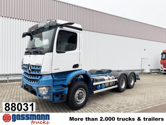 Mercedes-Benz Arocs 2651 L 6x6, HydroDrive, MirrorCam, - Podvozek s kabinou: obrázek 1 Mercedes-Benz Arocs 2651 L 6x6, HydroDrive, MirrorCam, - Podvozek s kabinou: obrázek 1