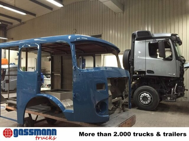 Mercedes-Benz LP710/32, Autotransporter - Přepravník automobilů: obrázek 2 Mercedes-Benz LP710/32, Autotransporter - Přepravník automobilů: obrázek 2