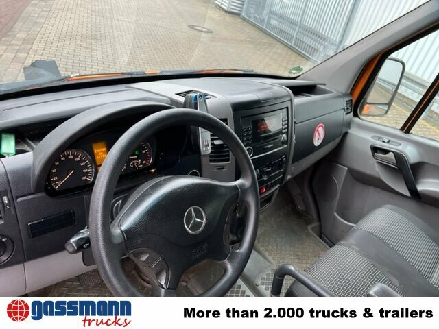 Mercedes-Benz Sprinter 515 CDI 4x2 - Furgon: obrázek 4 Mercedes-Benz Sprinter 515 CDI 4x2 - Furgon: obrázek 4