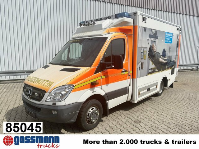 Mercedes-Benz Sprinter 516 CDI 4x2, Rettungswagen, Bi-Xenon - Furgon: obrázek 1 Mercedes-Benz Sprinter 516 CDI 4x2, Rettungswagen, Bi-Xenon - Furgon: obrázek 1