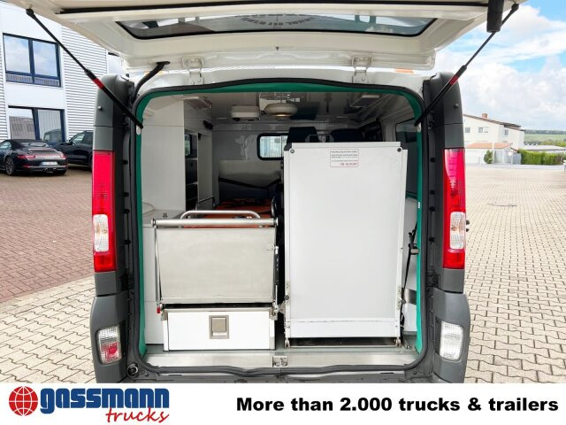 Renault Trafik 2.0 dCi115 4x2, Krankentransporter - Pohotovostní vůz: obrázek 2 Renault Trafik 2.0 dCi115 4x2, Krankentransporter - Pohotovostní vůz: obrázek 2