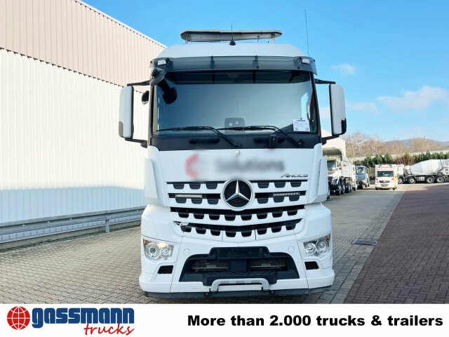 Tahač Mercedes-Benz Arocs 3351 LS 6x4, StreamSpace, Bi-Xenon,: obrázek 8 Tahač Mercedes-Benz Arocs 3351 LS 6x4, StreamSpace, Bi-Xenon,: obrázek 8
