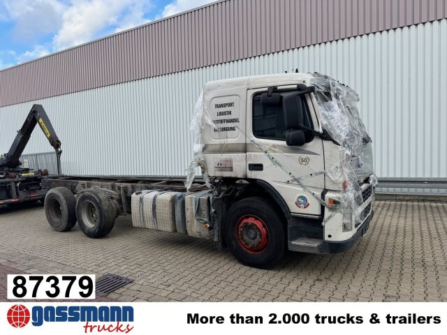 Volvo FM 380 6x4 R mit Brandschaden - Sklápěč: obrázek 1 Volvo FM 380 6x4 R mit Brandschaden - Sklápěč: obrázek 1
