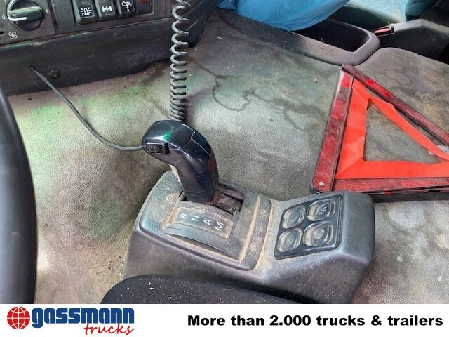 Volvo FM12-420 4x2 mit Heckkran Jonsered 1090, - Sklápěč, Auto s hydraulickou rukou: obrázek 5 Volvo FM12-420 4x2 mit Heckkran Jonsered 1090, - Sklápěč, Auto s hydraulickou rukou: obrázek 5