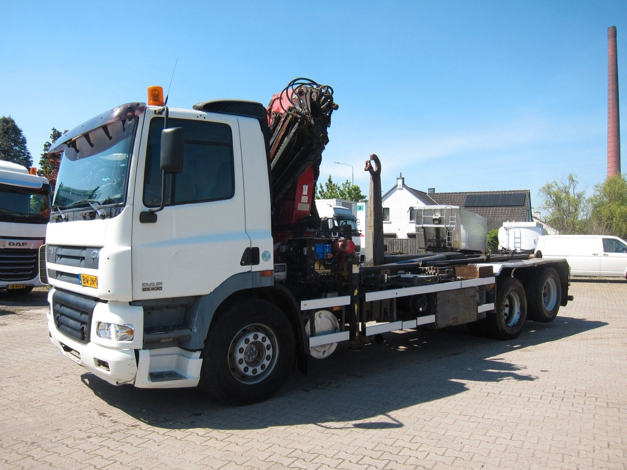 DAF CF 85 480 6x2 HMF 2220 3xhydr Remote Manual E3 - Hákový nosič kontejnerů, Auto s hydraulickou rukou: obrázek 3 DAF CF 85 480 6x2 HMF 2220 3xhydr Remote Manual E3 - Hákový nosič kontejnerů, Auto s hydraulickou rukou: obrázek 3