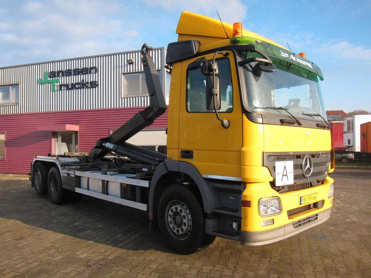 Mercedes-Benz Actros 2536 L 6X2*4 Hiab Multilift 470tkm - Hákový nosič kontejnerů: obrázek 1 Mercedes-Benz Actros 2536 L 6X2*4 Hiab Multilift 470tkm - Hákový nosič kontejnerů: obrázek 1
