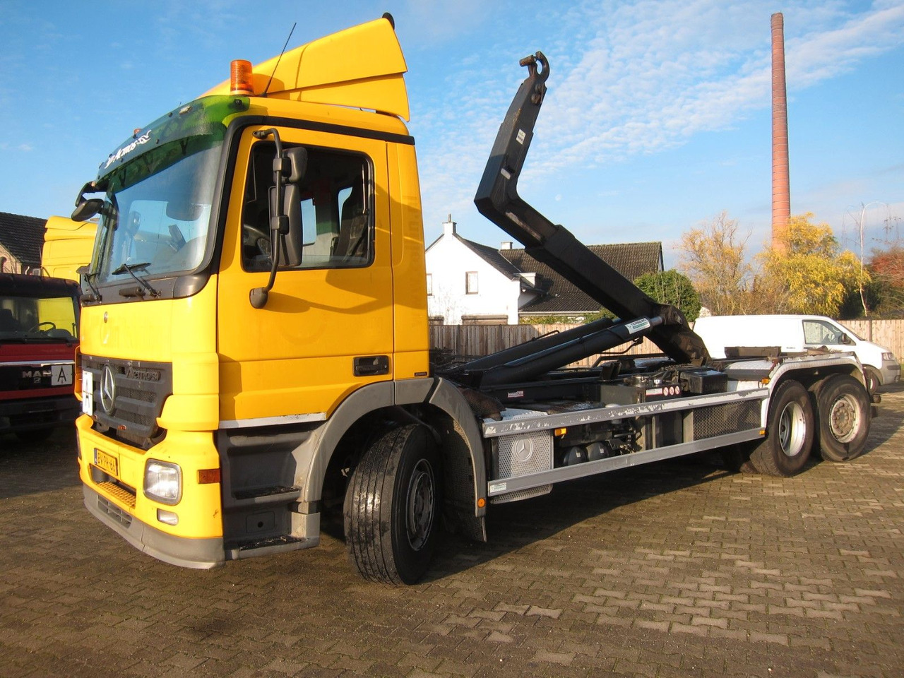 Mercedes-Benz Actros 2536 L 6X2*4 Hiab Multilift 470tkm - Hákový nosič kontejnerů: obrázek 2 Mercedes-Benz Actros 2536 L 6X2*4 Hiab Multilift 470tkm - Hákový nosič kontejnerů: obrázek 2