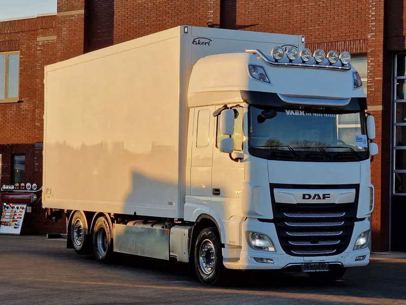 DAF XF 530 SuperSpaceCab 6x2*4 - Ekeri closed box - Loadlift -Steering axle - Full air - Skříňový nákladní auto: obrázek 1 DAF XF 530 SuperSpaceCab 6x2*4 - Ekeri closed box - Loadlift -Steering axle - Full air - Skříňový nákladní auto: obrázek 1