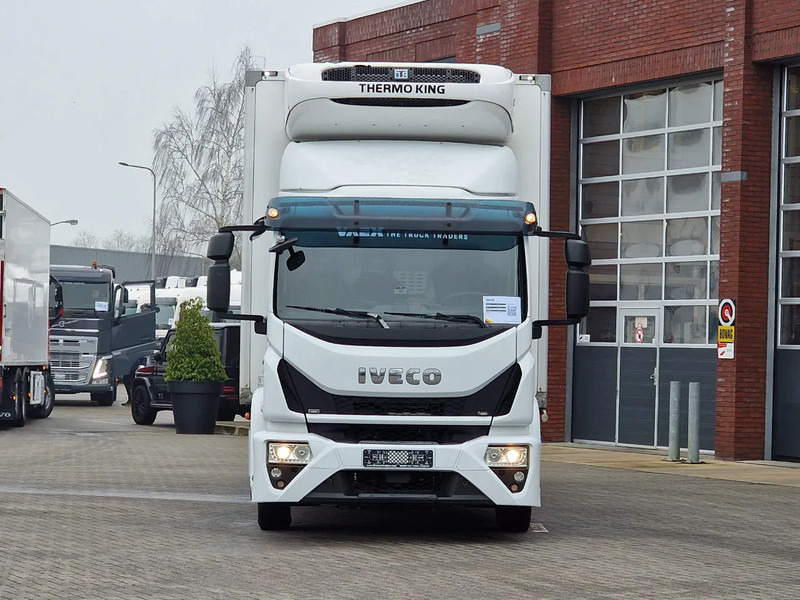 Iveco Eurocargo 120.250 4x2 - Thermoking T-800R Frigo - Loadlift - Euro 6 - Automatic - Izotermický nákladní automobil: obrázek 2 Iveco Eurocargo 120.250 4x2 - Thermoking T-800R Frigo - Loadlift - Euro 6 - Automatic - Izotermický nákladní automobil: obrázek 2