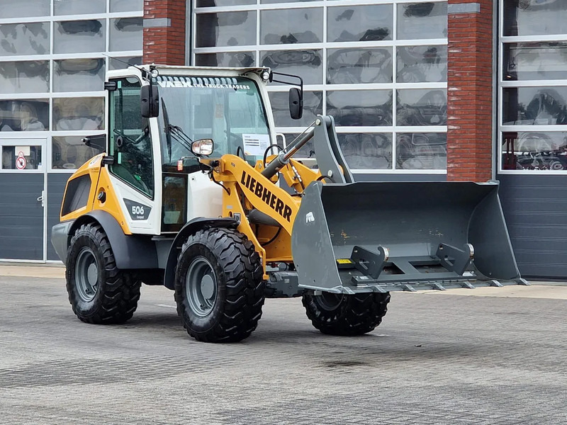 Liebherr L506 compact - New - Bucket + pallet forks - 46 KW - Kolový nakladač: obrázek 1 Liebherr L506 compact - New - Bucket + pallet forks - 46 KW - Kolový nakladač: obrázek 1