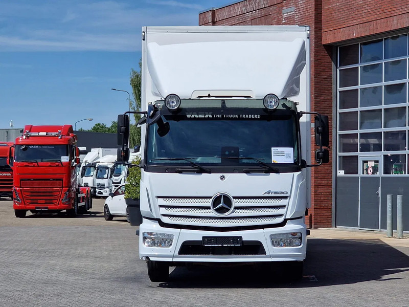 Mercedes-Benz Atego 1524 Box with sidedoors - Zepro loadlift - Full air - Euro 6 - Automatic - Camera system - Skříňový nákladní auto: obrázek 2 Mercedes-Benz Atego 1524 Box with sidedoors - Zepro loadlift - Full air - Euro 6 - Automatic - Camera system - Skříňový nákladní auto: obrázek 2